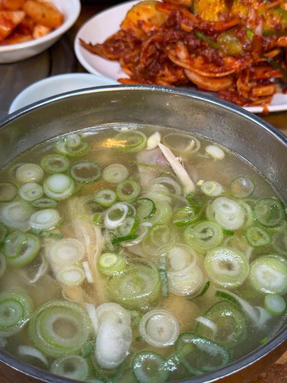 닭곰탕 한 그릇 전체 모습